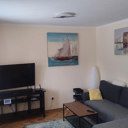 Apartment Ive Krk Town Esterno foto