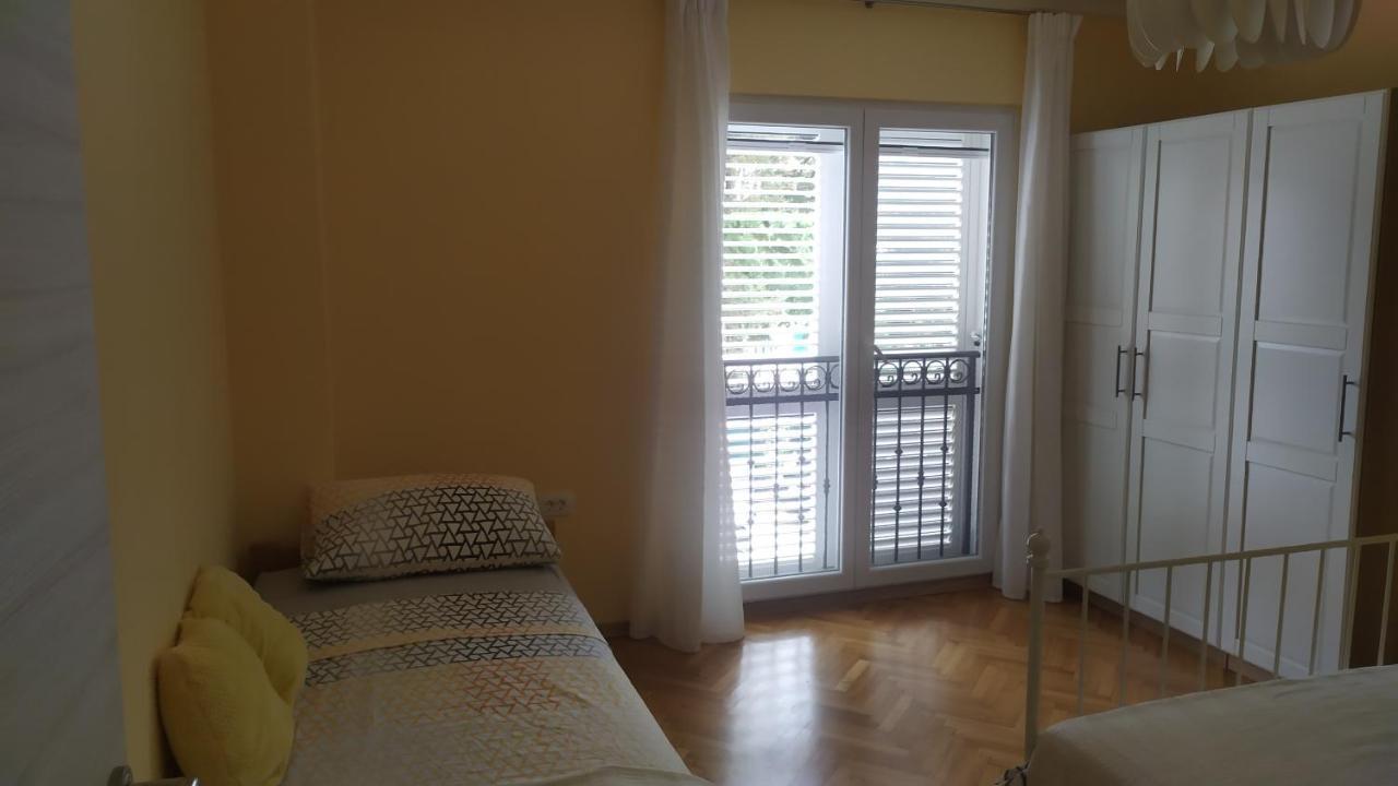Apartment Ive Krk Town Esterno foto